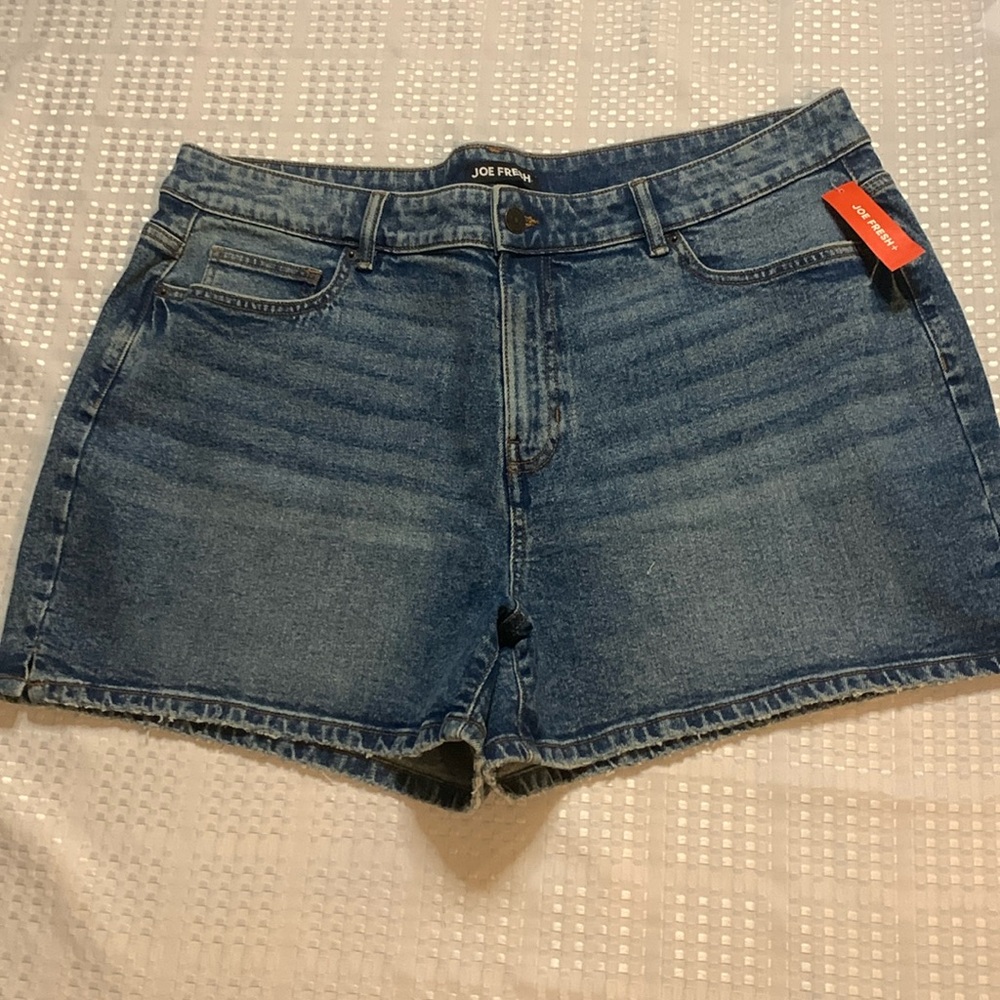 Joe Fresh women’s jean shorts, size 18W.